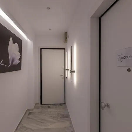 Mandevilia Suites Athènes Extérieur photo