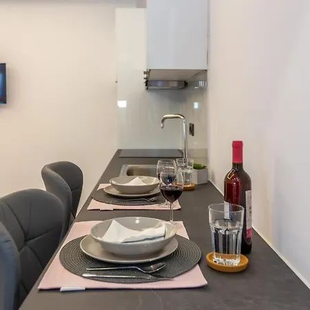 Mandevilia Suites Athènes Extérieur photo